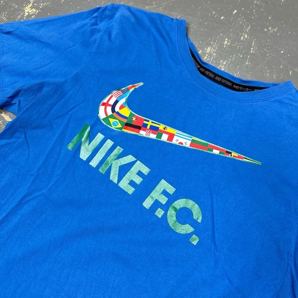 Nike FC Soccer Short Sleeve Shirt 911400 Medium World Cup Olympics - Picture 3 of 6